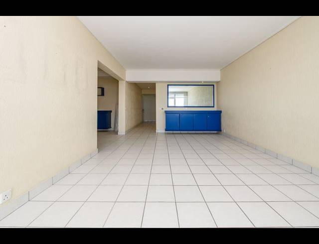 3 BEDROOM APARTMENT FOR SALE IN HUMEWOOD